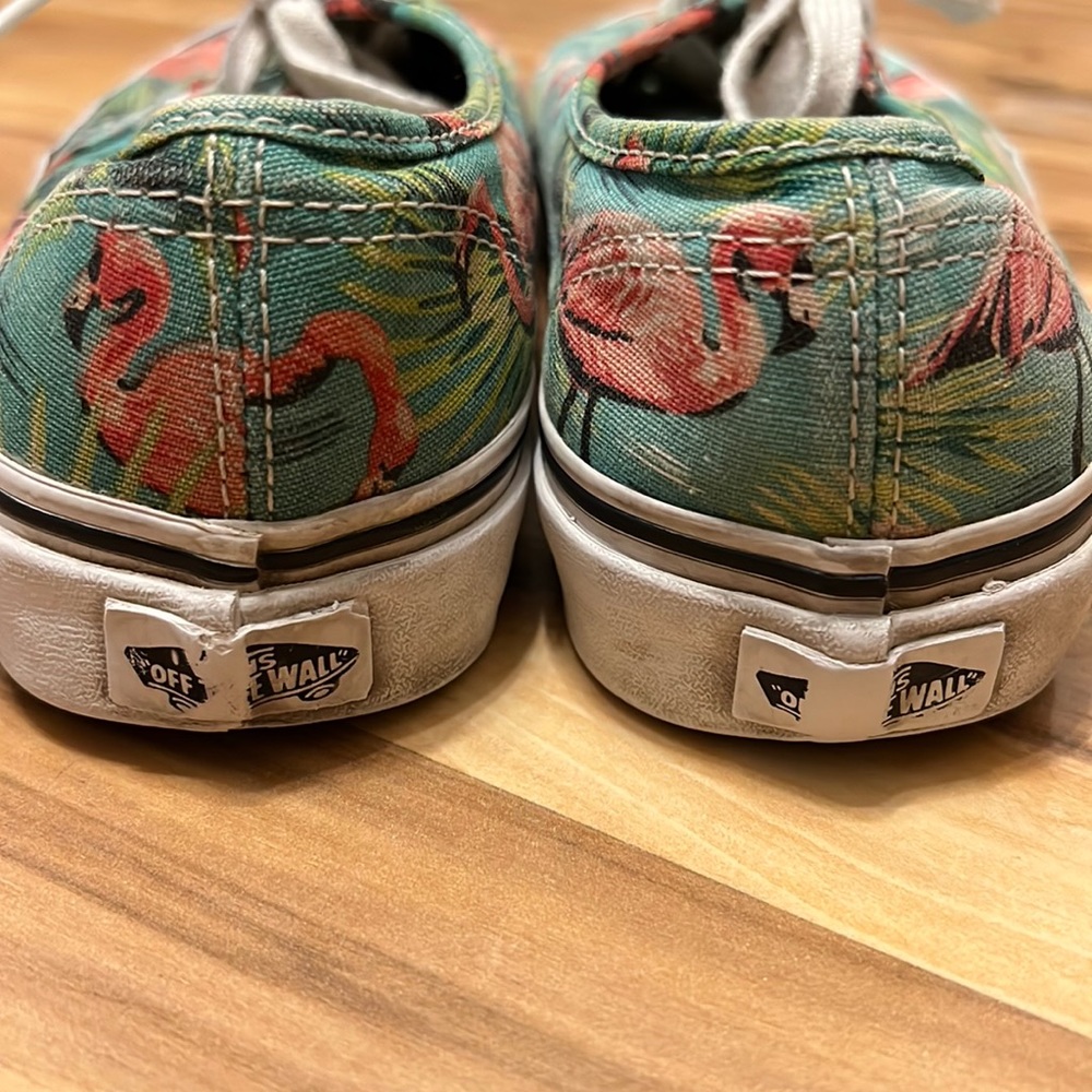 Flamingo Vans - Picture 7 of 7